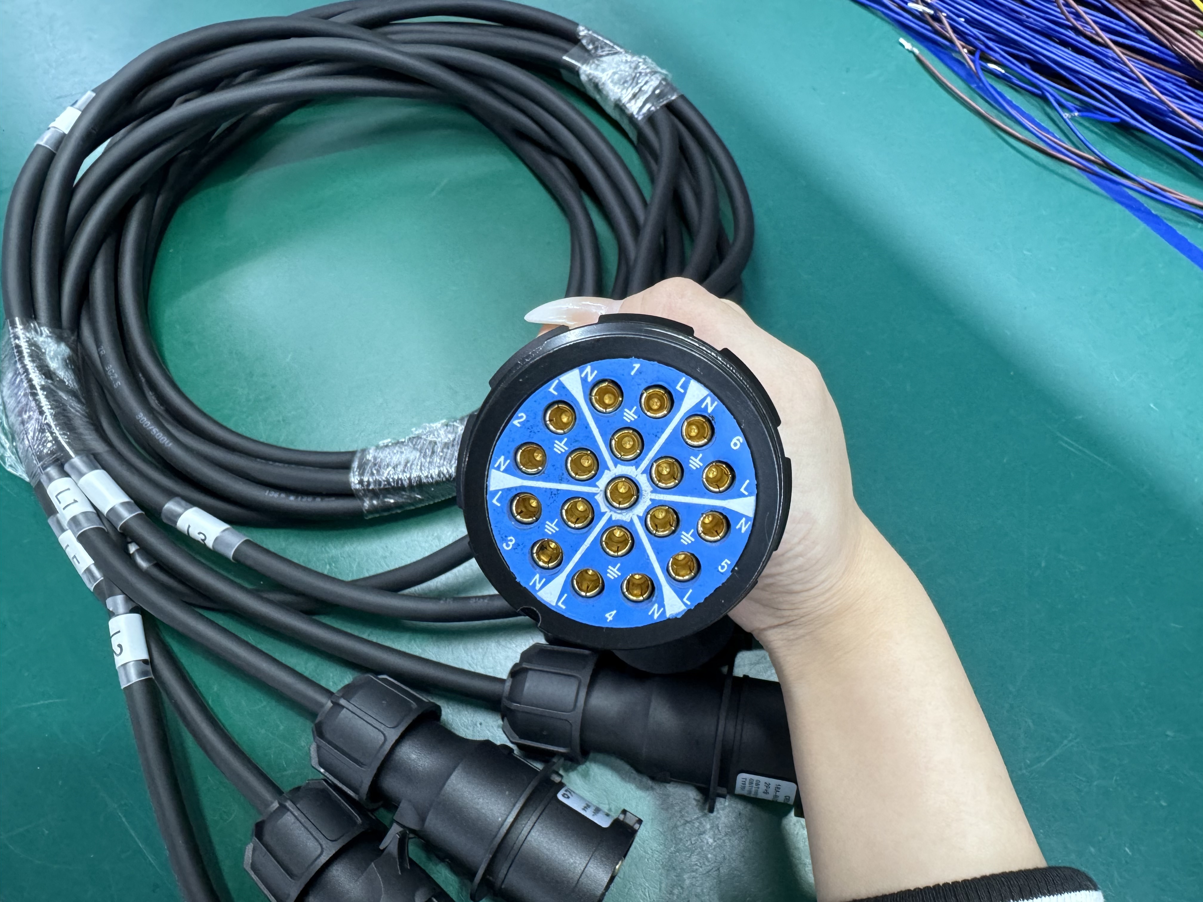 19-Core Male Female Aviation Plug Gold-Plated Copper 20A 19 Pin Socapex Connector for Stage Lighting Waterproof Connector