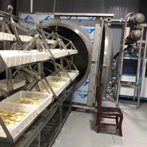 China 38.4-48kg/H Microwave Vacuum Dehydrator 304 Stainless Steel Fruit Drying Oven wholesale