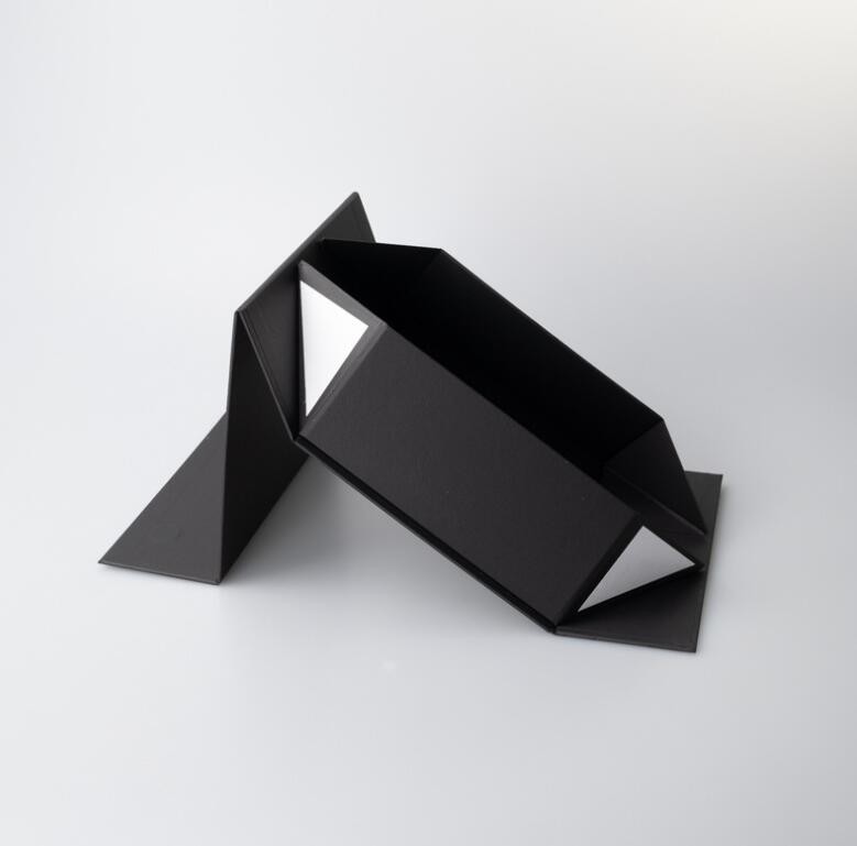 Black Holiday Gift Box With Lid Recycled Cardboard Porcelain Wine Gift Box Bow Ribbon
