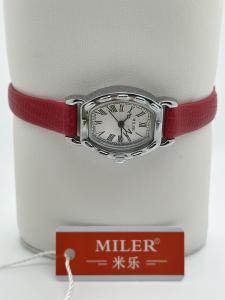 China Modern Leather Strap Watches Laser Engraved Logo 30 Meters Water Resistant wholesale