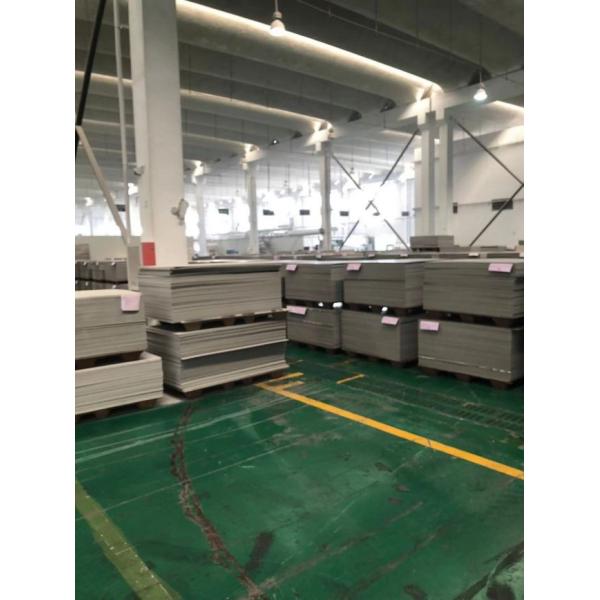 Luxury Rigid Spc Vinyl Click Flooring 5mm 5.5mm For Bathrooms Kitchen