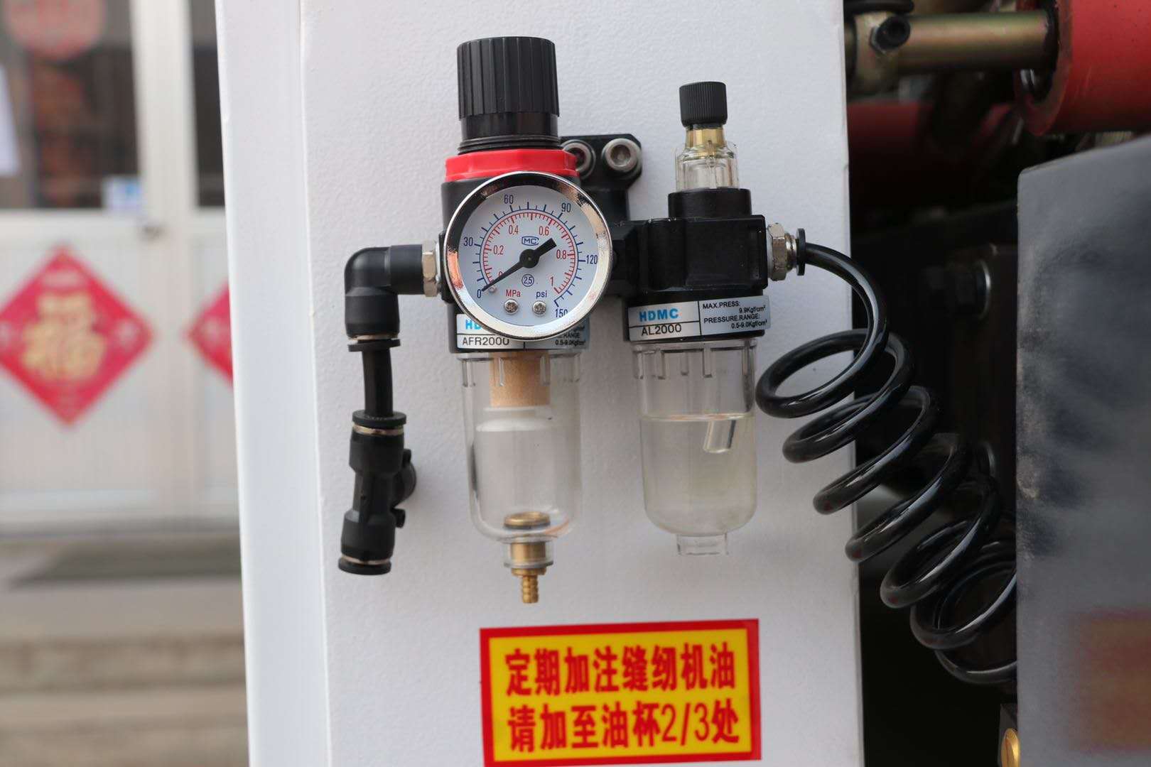DT1000-4K Long Service Life Wire Brush Machine for Metal Surface Polishing