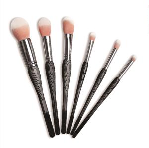 China Black Plastic Handle Cosmetic Vegan Makeup Brushes Durable Tools wholesale