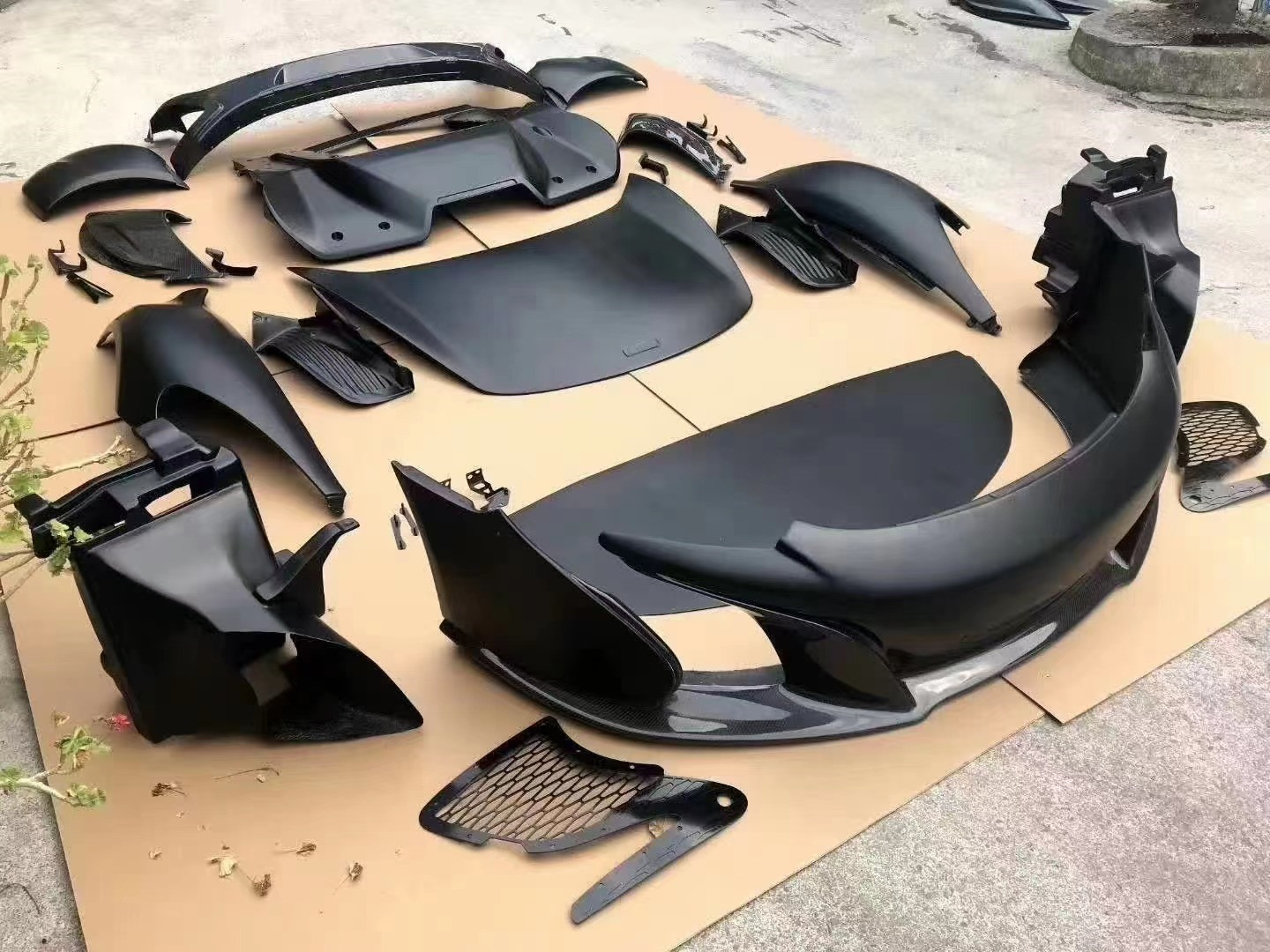 For McLaren MP4-12C Body Kit MP4-12C Upgrades the 650S-style Front and Rear Bumper Spoiler Hood Headlights