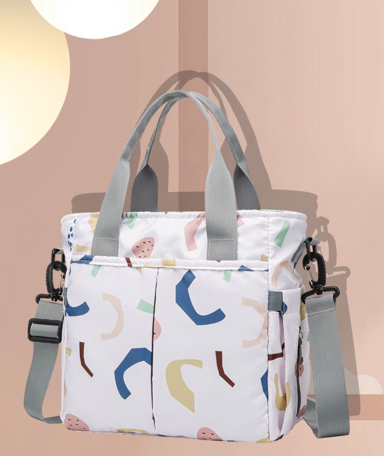 ODM OEM Oxford Multi Functional Nappy Shoulder Hand Bag 27*15*25cm