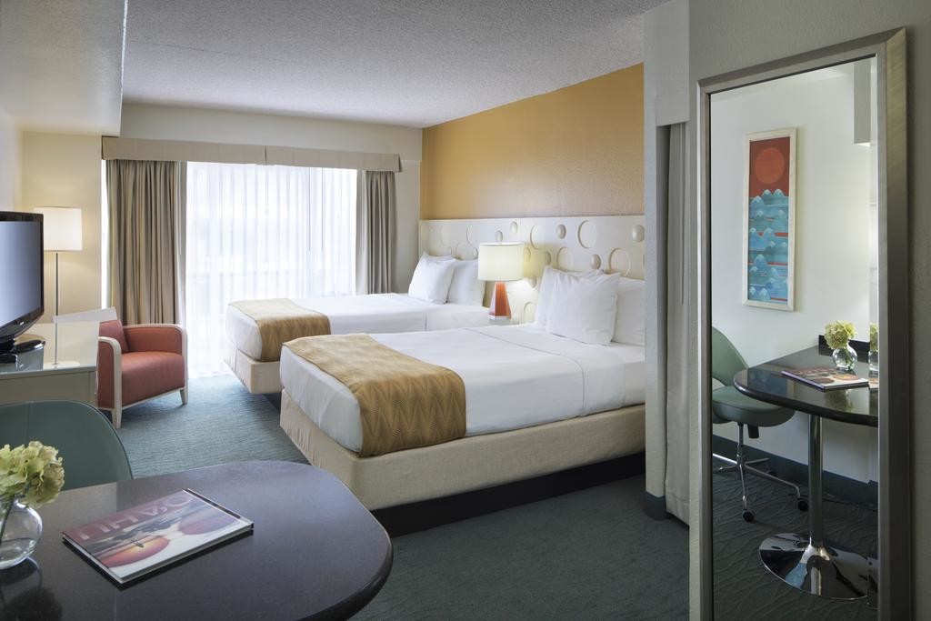 Fashion Design of Hotel room Interior Furniture by White painting Queen Bed with Side table and Storage Chest of Drawers
