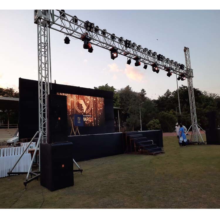 、spigot truss and bolt truss ，display effect and build test