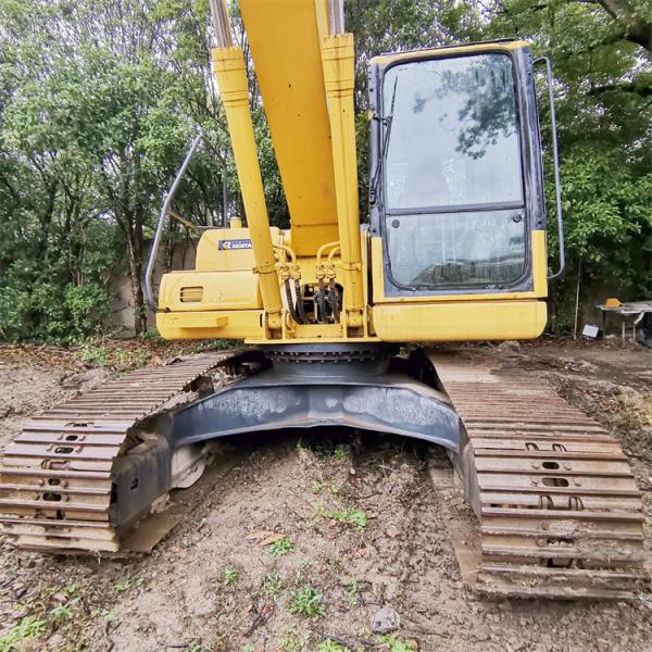 Japan Used Komatsu PC200-7 Excavator with Original Hydraulic Cylinder in Good Condition