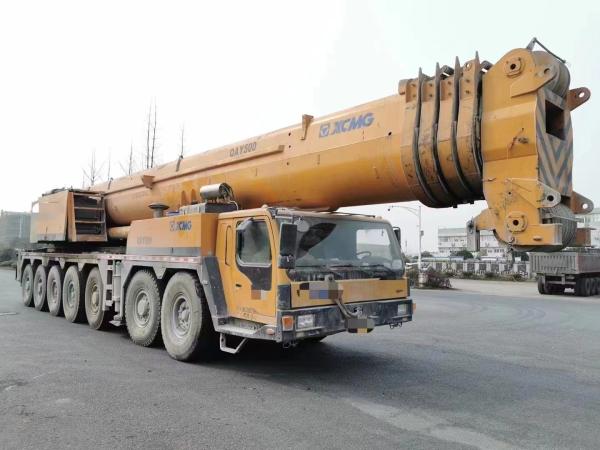 Quality 300 Hydraulic All-Terrain Truck Crane 2008 Used Hoist Crane with 300T Capacity for sale