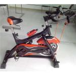 Light commercial spinning bike