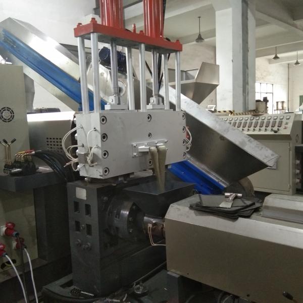 3 - 8T Weight PP Plastic Recycling Machine / Plastic Recycling Line 10 * 2 * 3M
