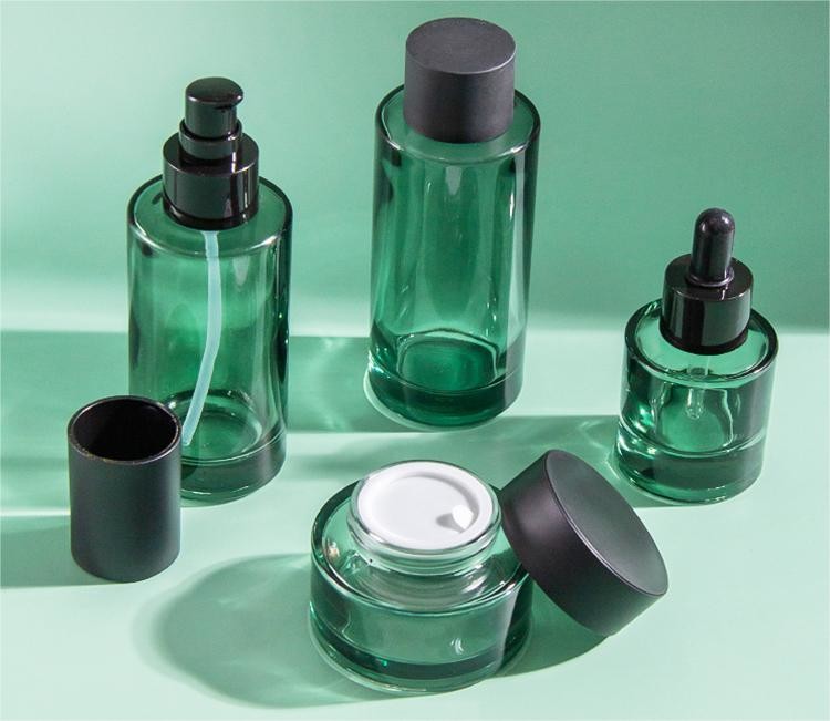 Glass Pump Airless Lotion Bottle 2oz Boston Round 120ml
