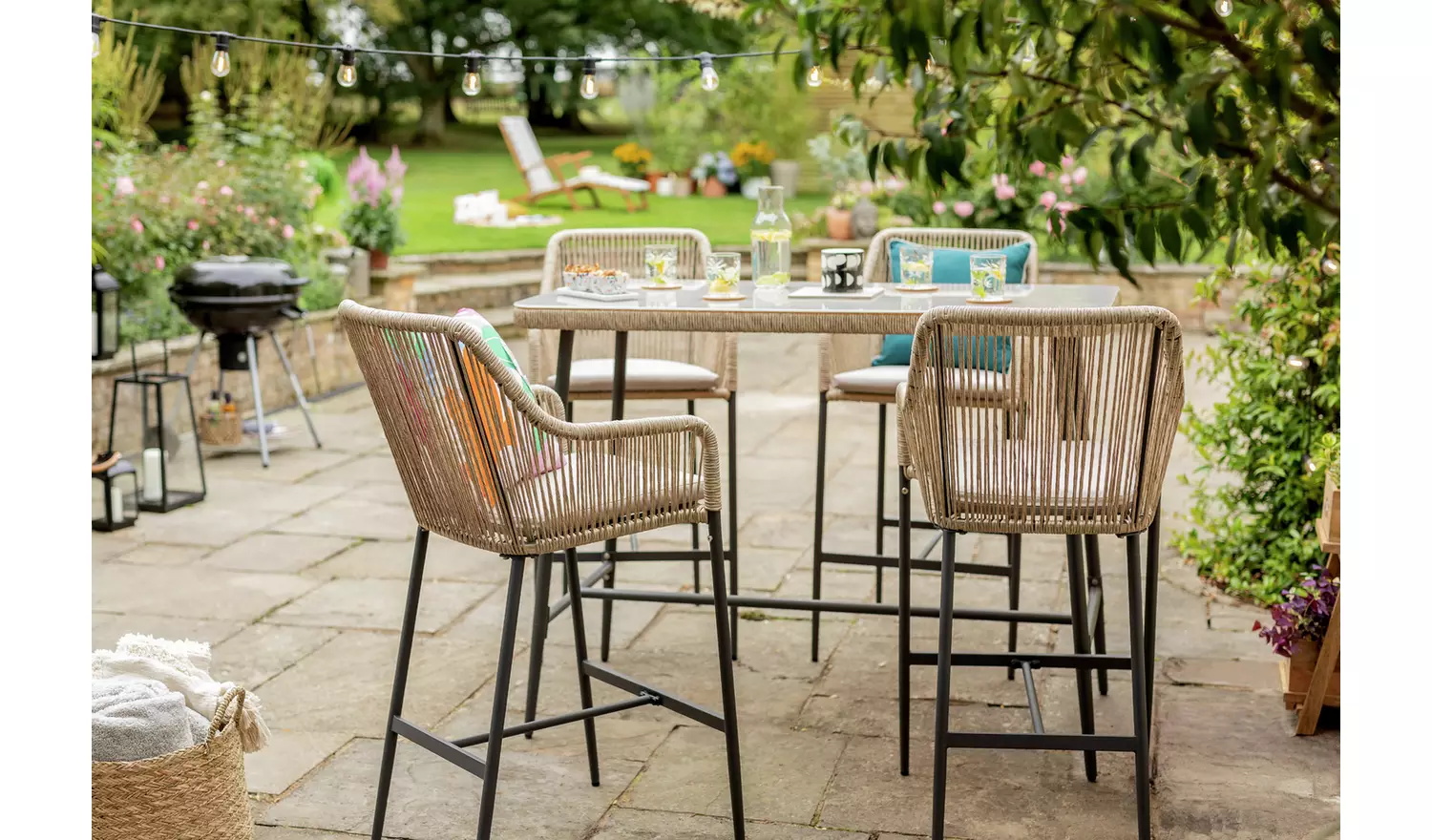 Modern Design AJUNION Metal 4 Seater Garden Bar Set Rattan Weave Outdoor Dining Set