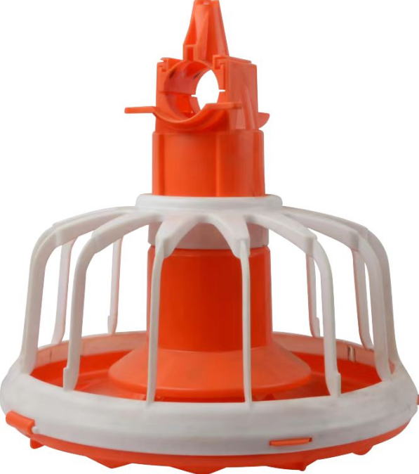 2.5 Quarts Round Poultry Food Dish 15