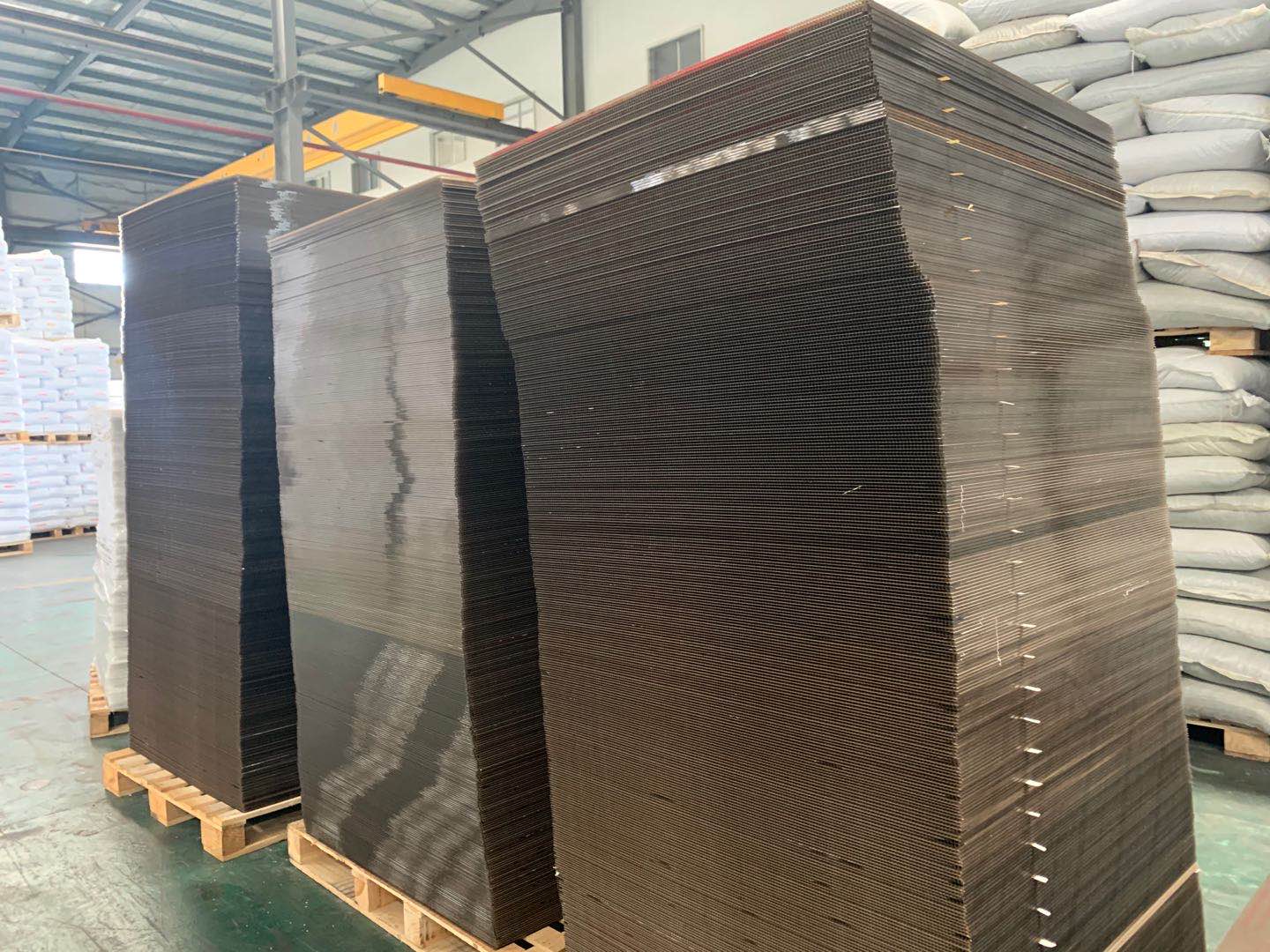 6mm-14mm Thickness PC Honeycomb Sun Panels Hollow Sheets For Roofing