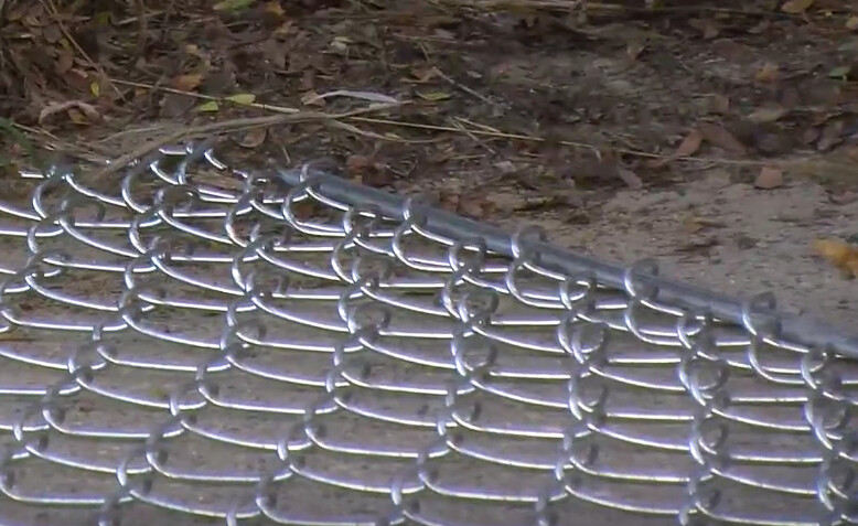 galvanized chain link fence-diamond wire mesh- pvc coated chain link fence