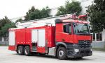 Mercedes Benz 25m Aerial Fire Truck Spraying Water / Foam / Powder