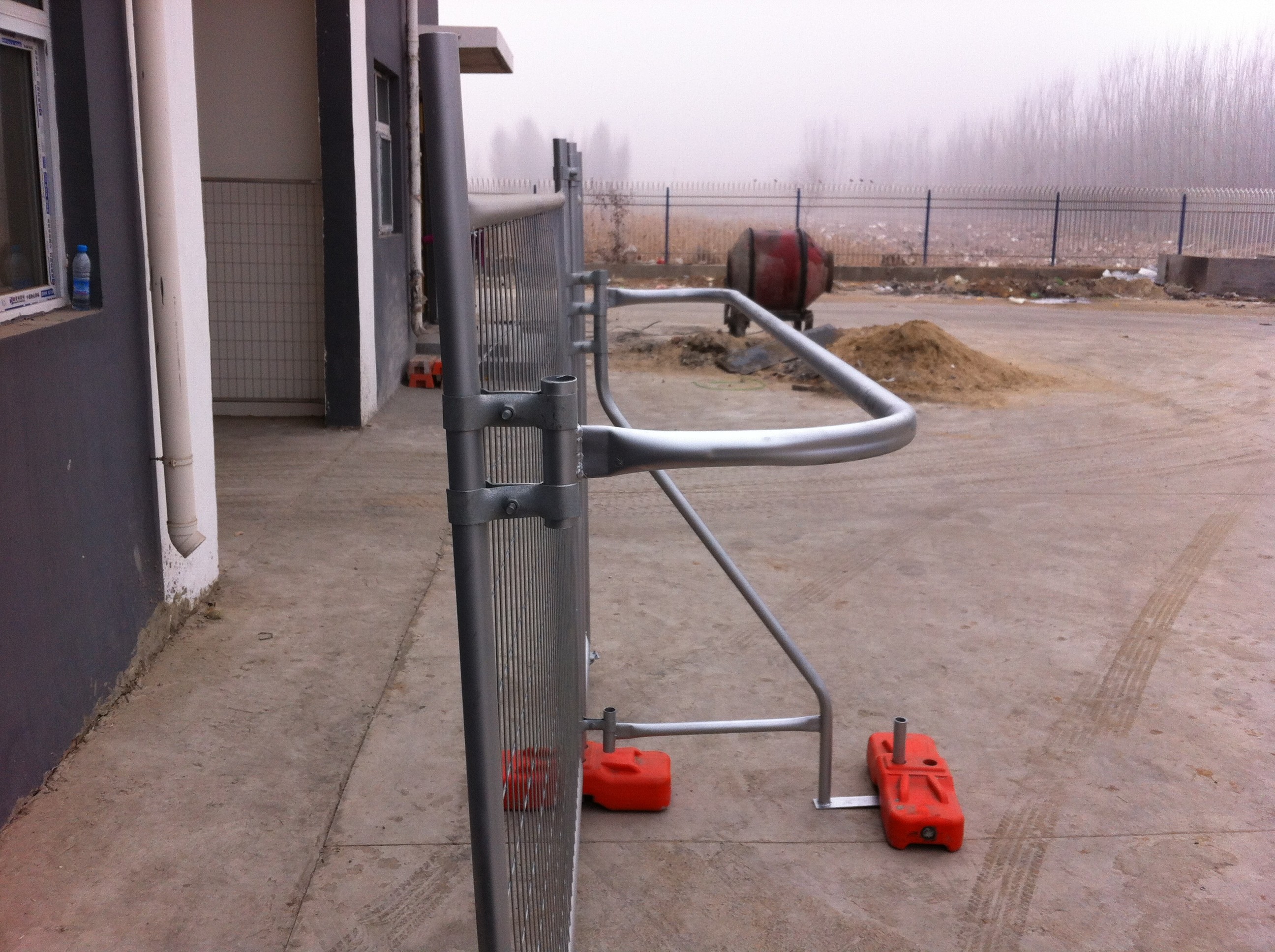 42 Microns Temporary Site Fence Panels Galvanized Metal Fence 22.00kg