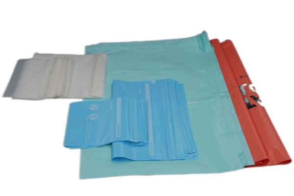 Waterproof Biodegradable Shipping Bag 40 To 60 Microns Tearproof For Clothing
