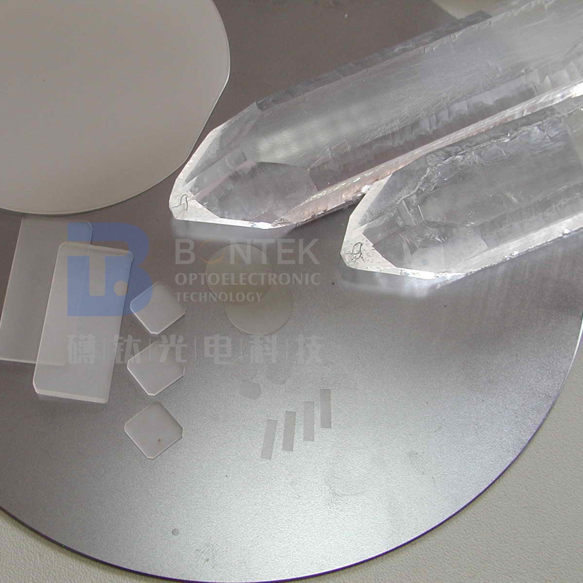 0.35mm 0.5mm Piezoelectric Crystal Wafer For Semiconductor And MEMS Applications