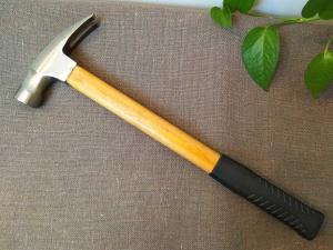 China 40cm Length Bamboo Handle Claw Hammer(HKBM-02) with anti-slip working face and magnet wholesale