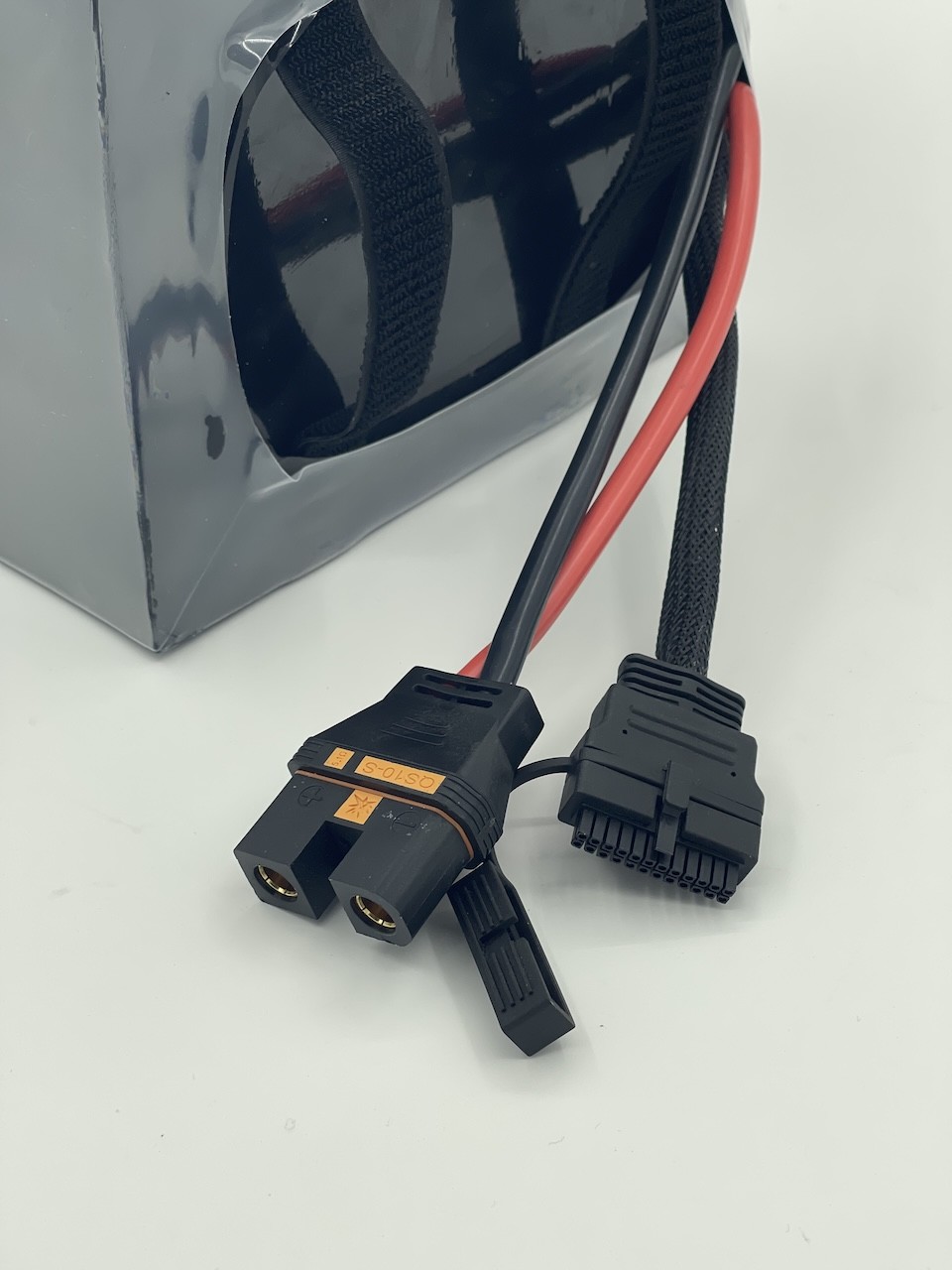Herewin UAV Semi Solid State Battery 12S 44.4V 26000mAh Compact and Lightweight for UAV Applications