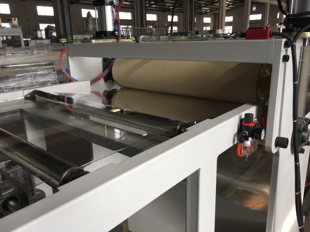 Double - Station Winder Transparent PET Sheet Extrusion Line 650kg / H Max Capacity
