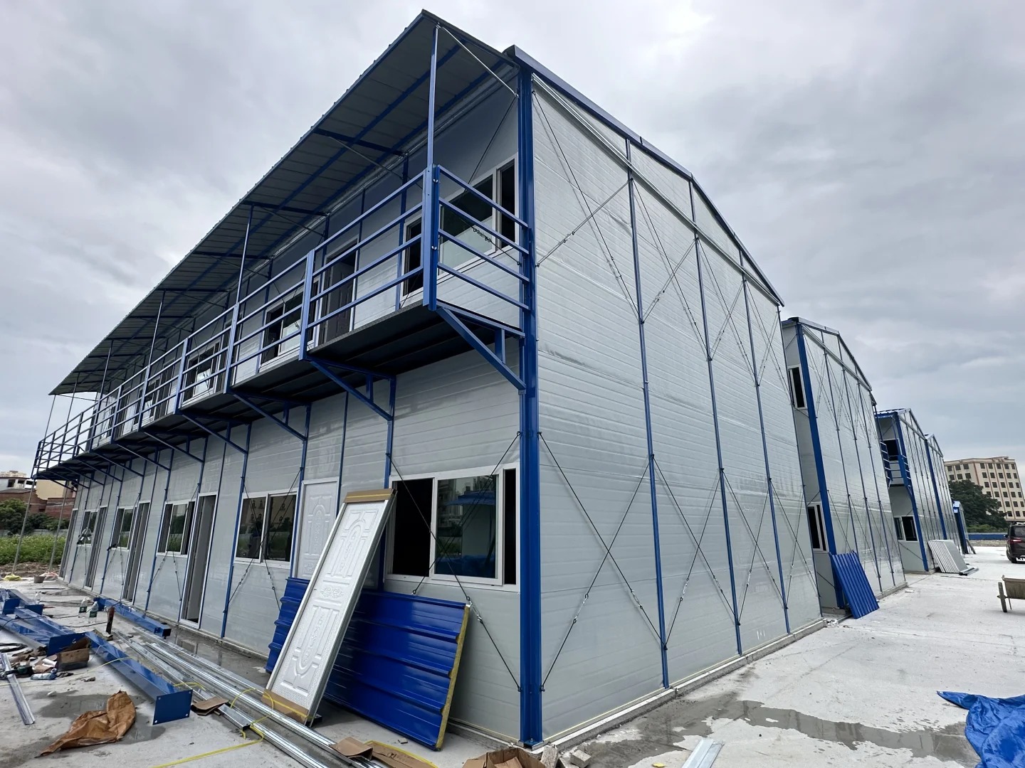Easy Installation Prefab Glass Houses for Modern Living Affordable and Stylish