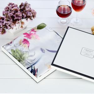 China Personalized Rigid Paper Gift Box Glossy Lamination For Silk Scarves Packaging wholesale