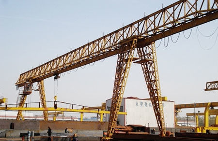 Strong Steel Industrial Overhead Gantry Crane Trussed Electric Hoist MH Model For Workshop
