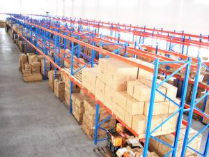 China 2000kg Two / Three Layers Selective Pallet Rack For Storage Carton Goods on sale