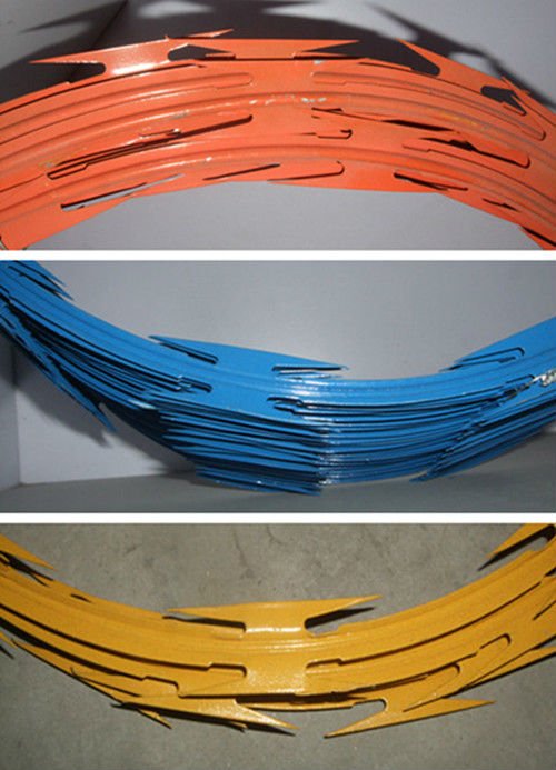 Galvanized cross razor barbed wire