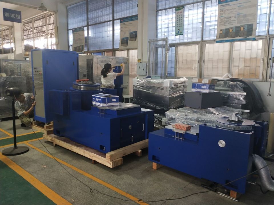 Vibration Test Machine 0 ~ 3000Hz 100G Maximum Acceleration