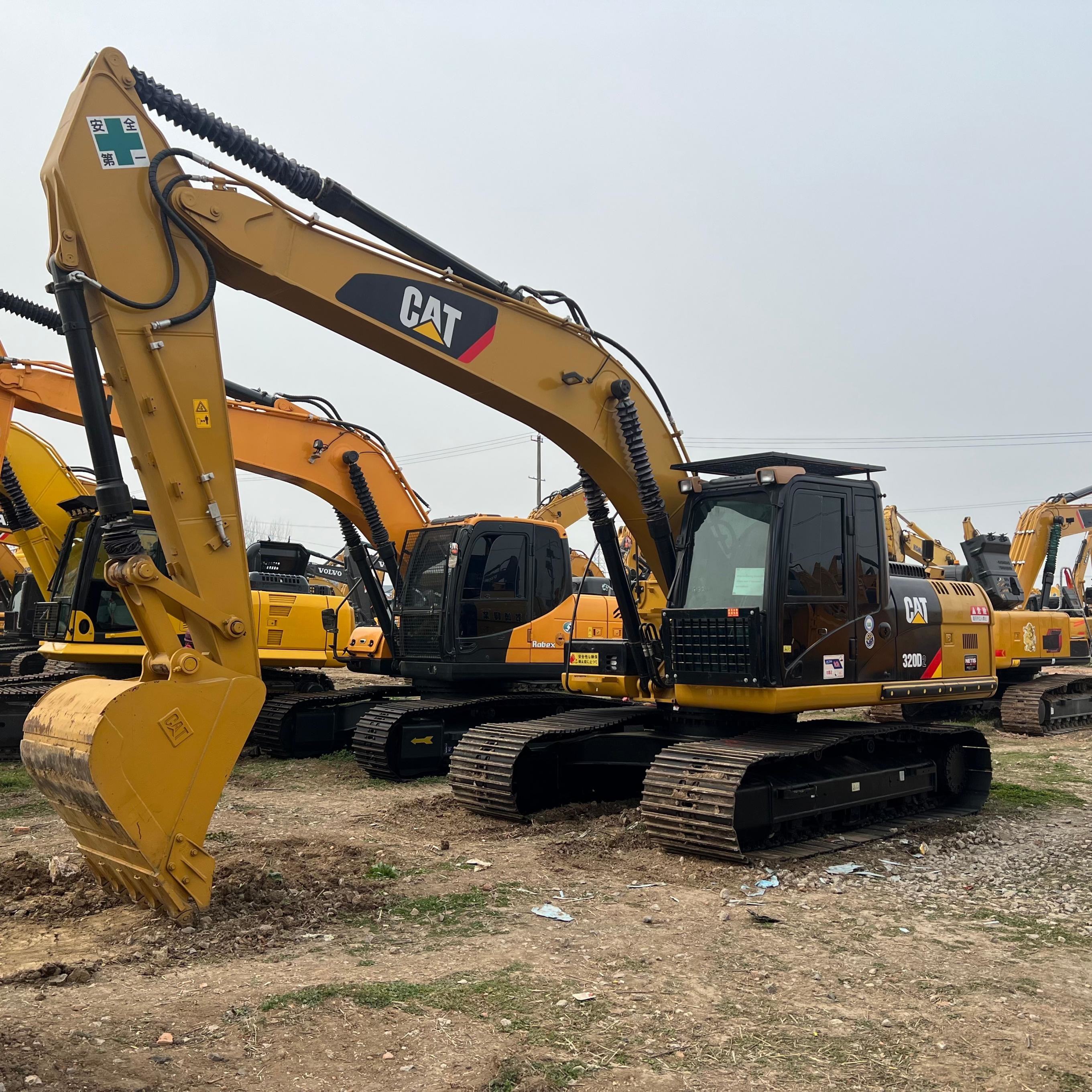 Used Cat320D Nearly New Excavator Top Performing Machine