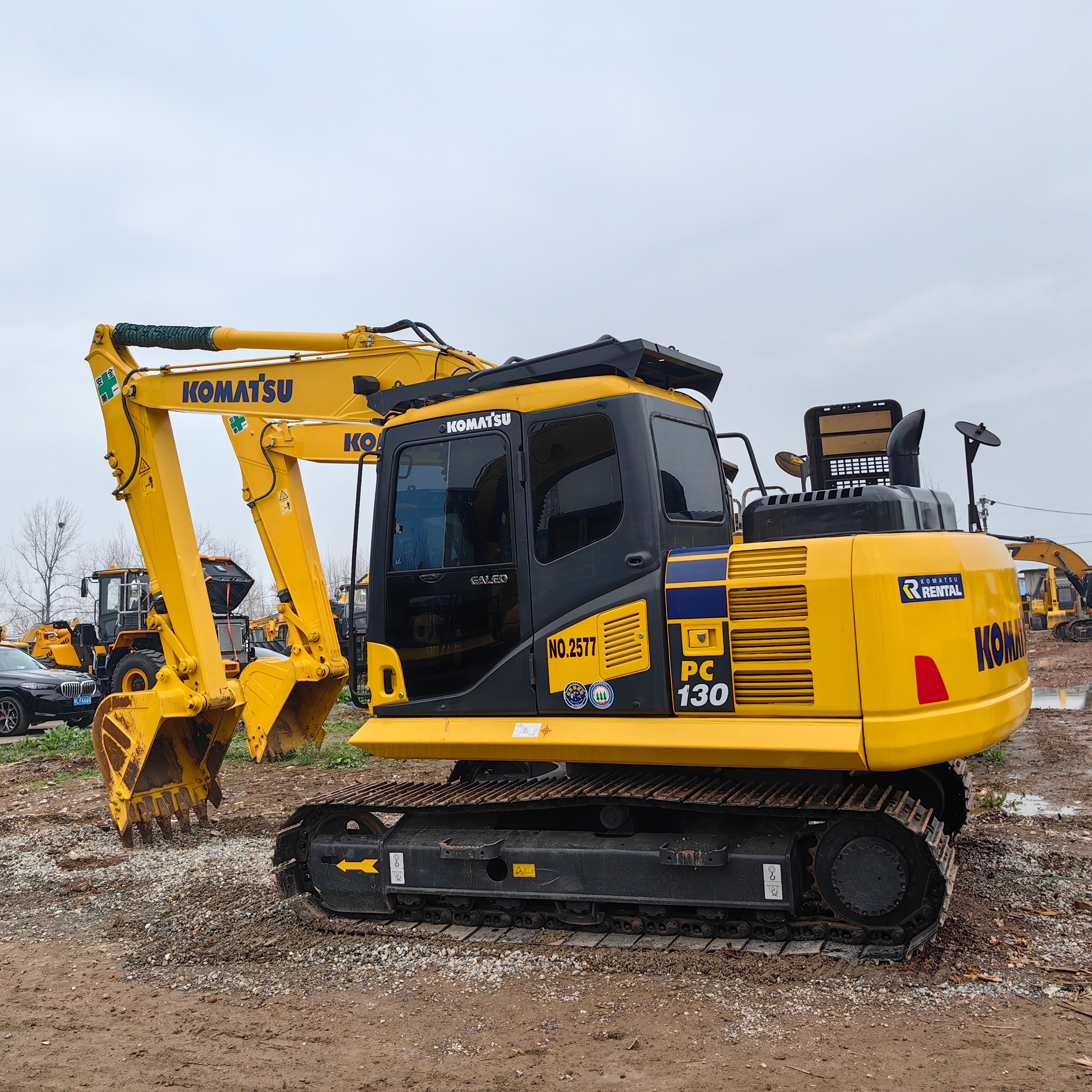 Used Komatsu PC130 Crawler Excavators 13Ton Construction Large Digger Machinery
