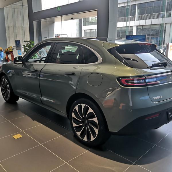 80kWh Battery Capacity Huawei Aito M5 4WD SUV Automotive Plug-in Hybrid Fuel Electro Car for Fast Charging in Just 0.75h