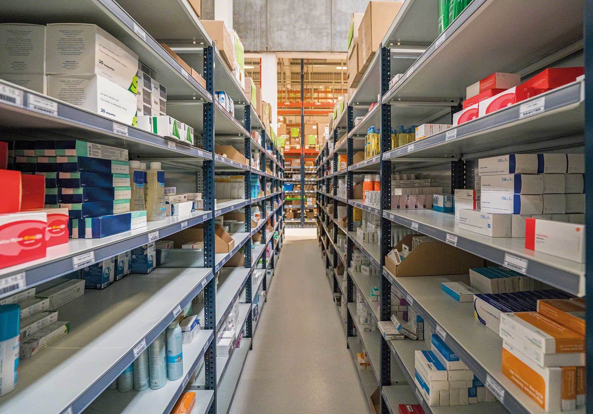 Immediately Accessed Storage Shelves Pallet Metal Rack With Easy Assembly
