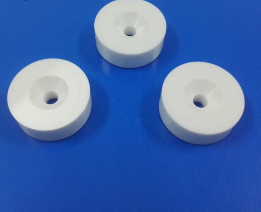 6.0g Cm3 Refractory Alumia Zirconium Oxide Ceramic Eyelet High Wear Resistant