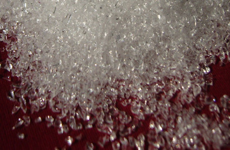 Silicon Dioxide granule 0.5-3mm,1-3mm,2-4mm,3~5mm ; Φ2x2mm ; Φ3x3mm; Φ25 or