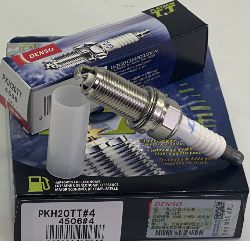Toyota 90919-01247 Platinum TT Model PKH20TT 4506 Spark Plug