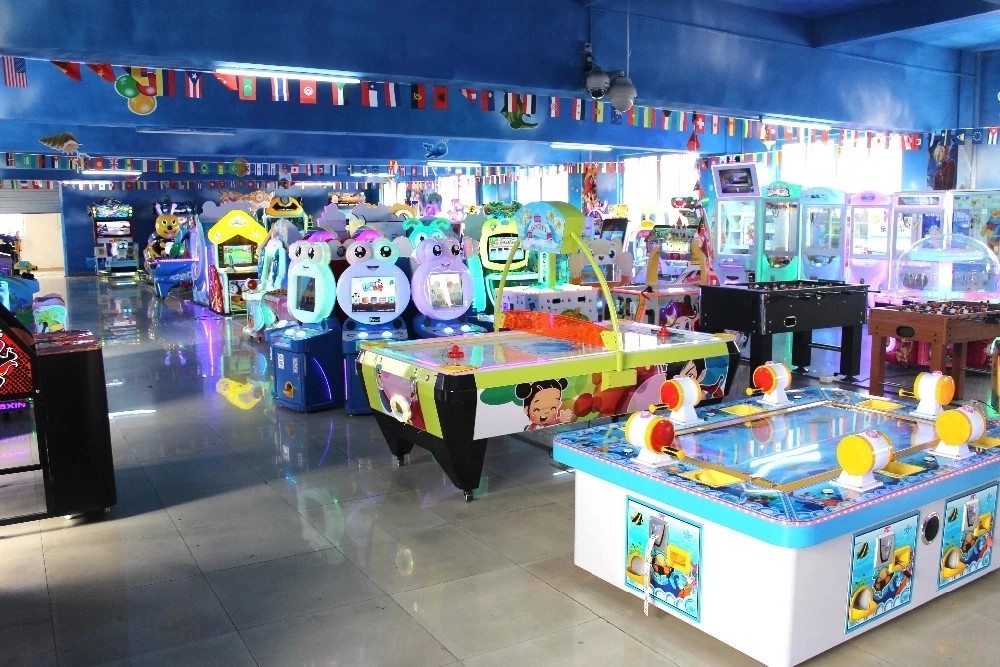 Video Ride Swing Kiddie Ride Driving Game Machine For Amusement Park