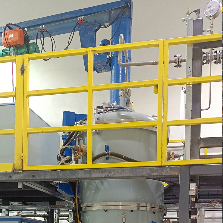 Atmospheric Pressure Or Vacuum Vapor Deposition Furnace For C/C And SiC Composite Materials