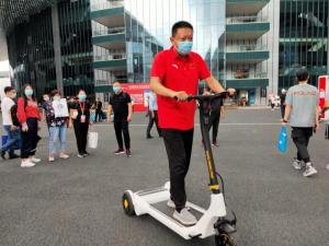 China 20km 6-8h Charging Self Standing Electric Balance Boards wholesale