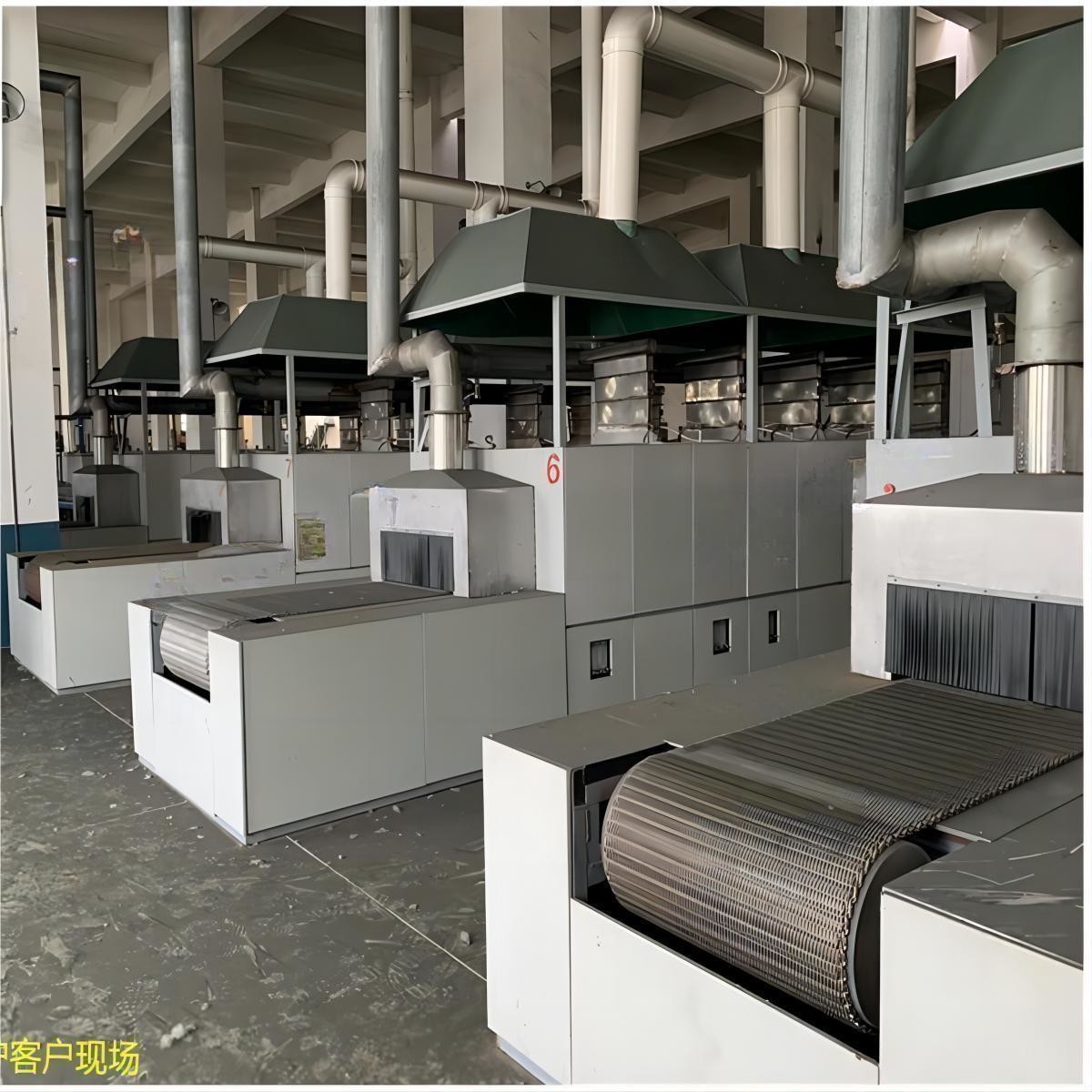 ISO9001 Continuous Gas Mesh Belt Industrial Furnace Non Standard For Sintering Of Ceramic
