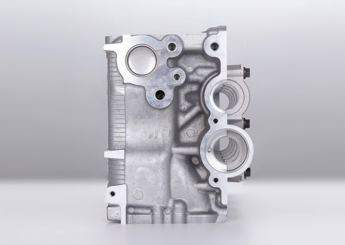 TOYOTA 2KD-FTV Diesel Engine Cylinder Head OEM 11101-30040 Engine Accessories