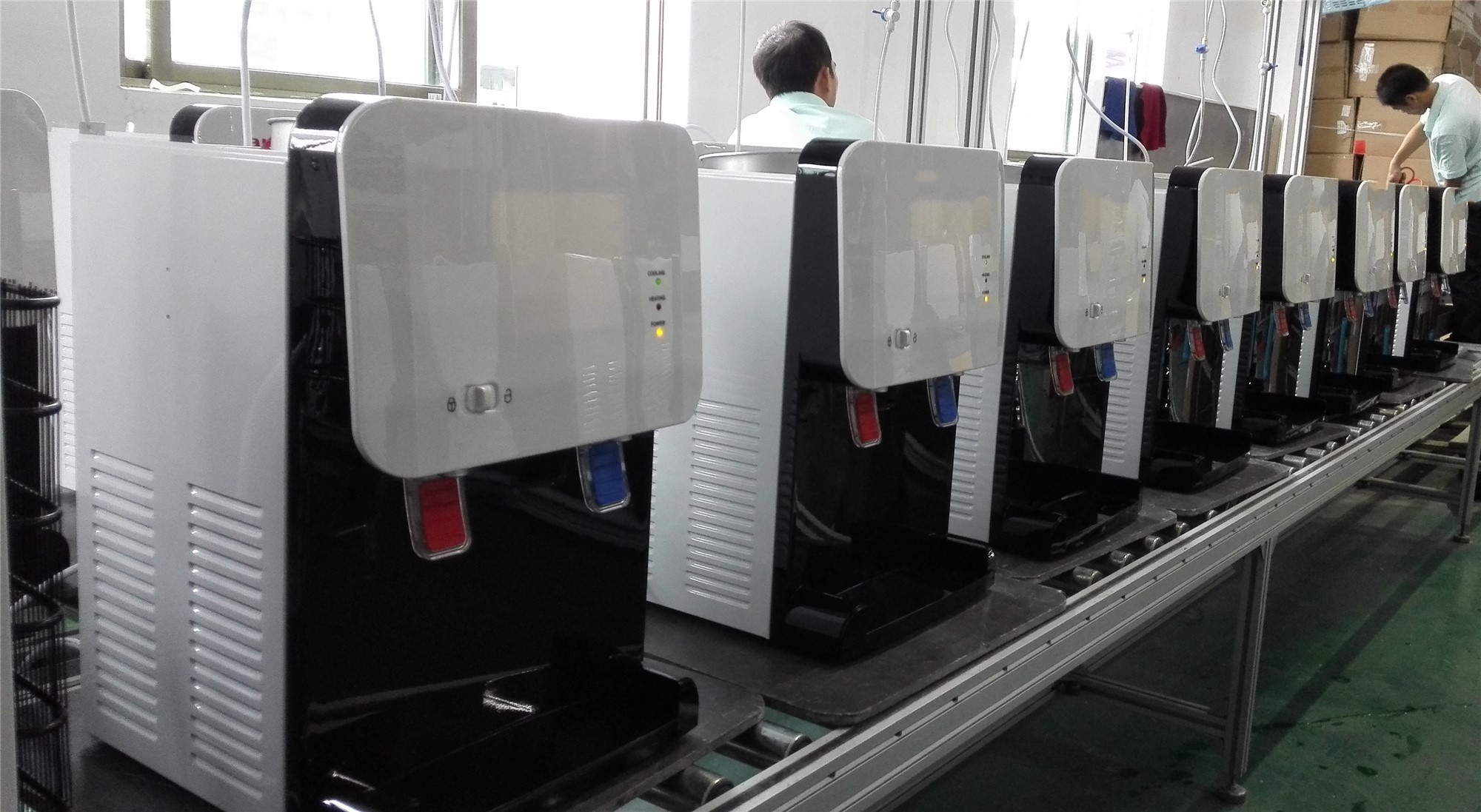 R134a Compressor Hot,warm and Water Cooler Dispenser all in black 105L-G/H with 110cm height 500W Heating