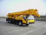 Mobile Truck Crane , Large Truck Mounted Crane With Big Torque Starting Point