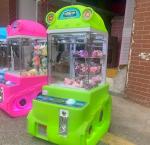 2022 Children Mini model grab doll machine boutique gifts machine tank claw doll