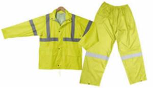 China PVC Rainsuit PPE Raincoat Long Plastic Heavy Duty High Visibility Raincoat wholesale