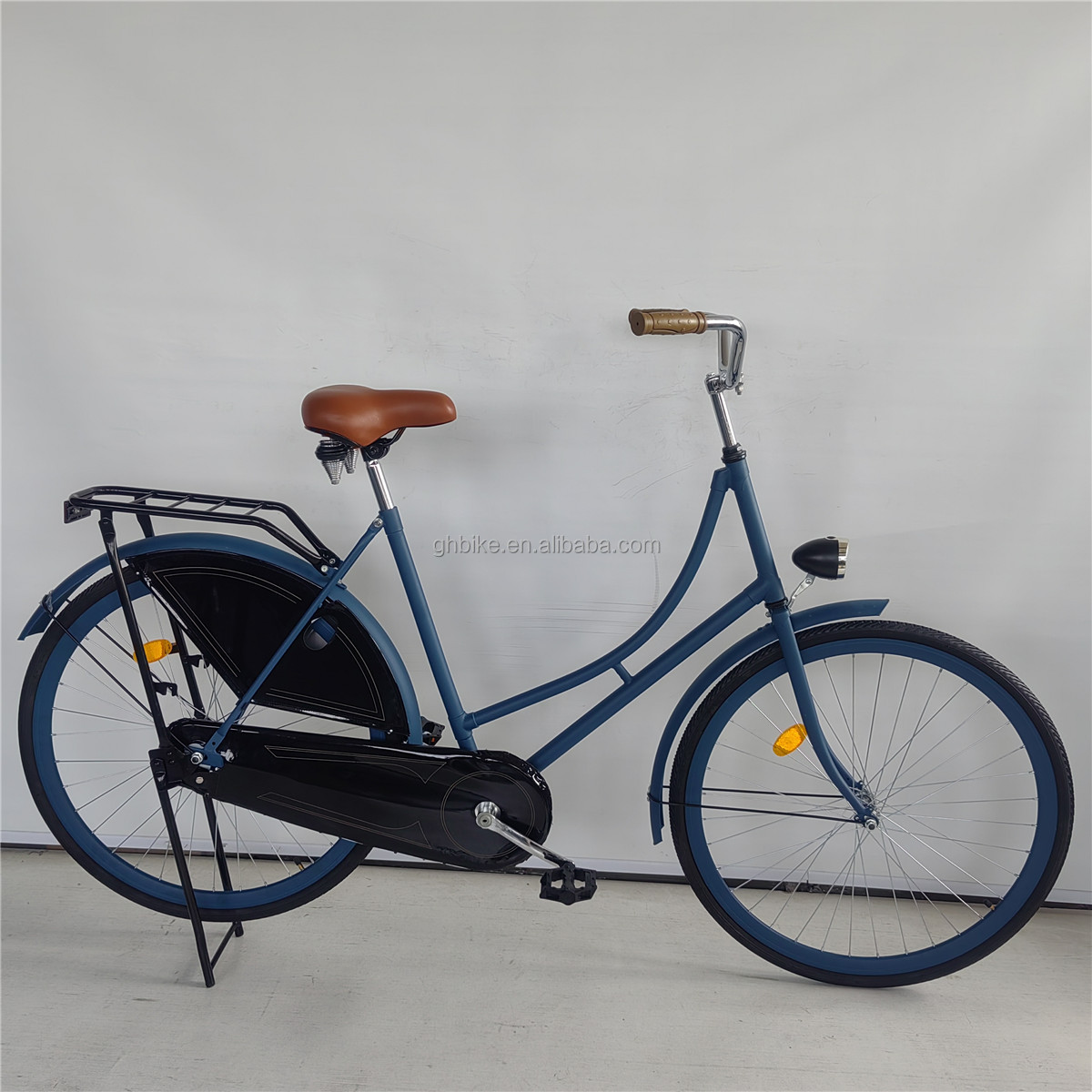Single Speed 28 Inch Vintage Classic Black Lady Oma Holland City Cruiser Dutch Bike Bicycle for Women